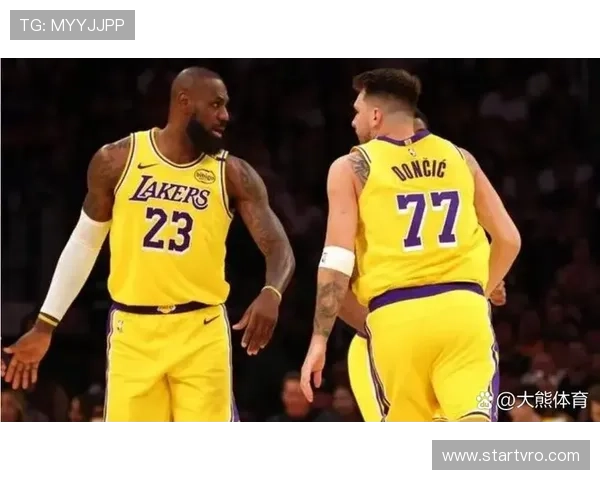 湖人G3迎战火箭 里夫斯伤愈复出助詹皇